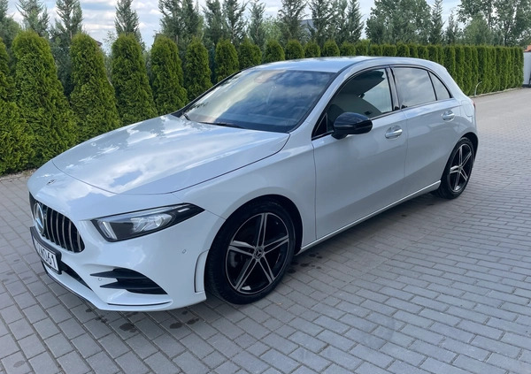 Mercedes-Benz Klasa A cena 94500 przebieg: 52425, rok produkcji 2019 z Poznań małe 211